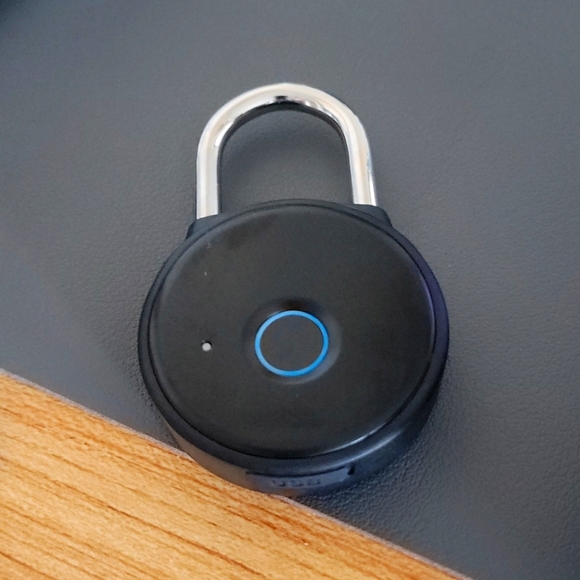 Fingerprint Smart Lock - Picture 1 of 5